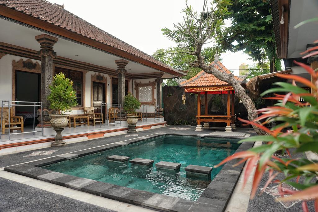 Komala Indah I Hotel Bali Esterno foto