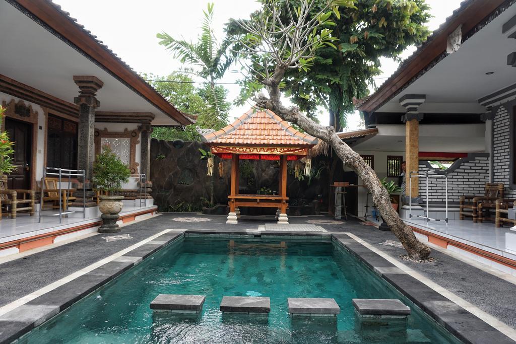 Komala Indah I Hotel Bali Esterno foto